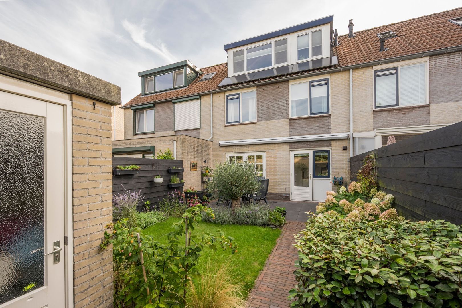 Corlaerstraat 11, Nijkerk foto-36