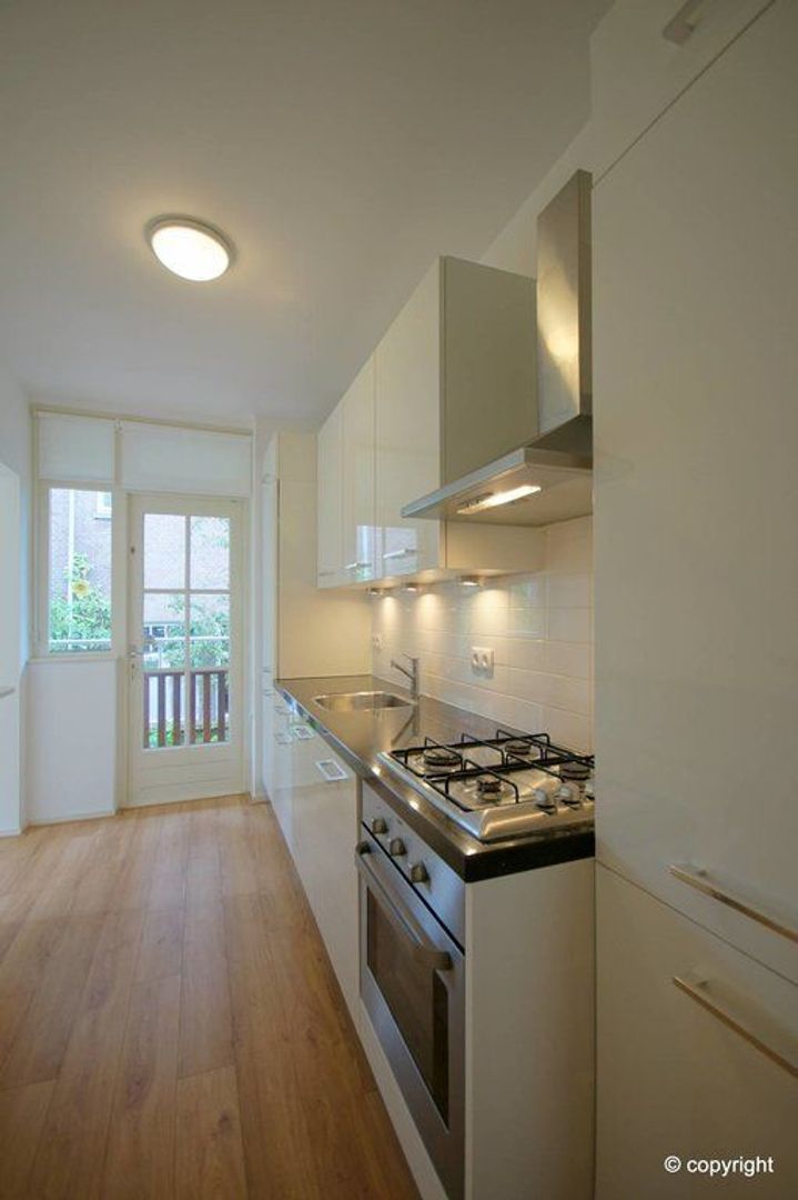 Van Dorpstraat 1 E, Den Haag foto-24