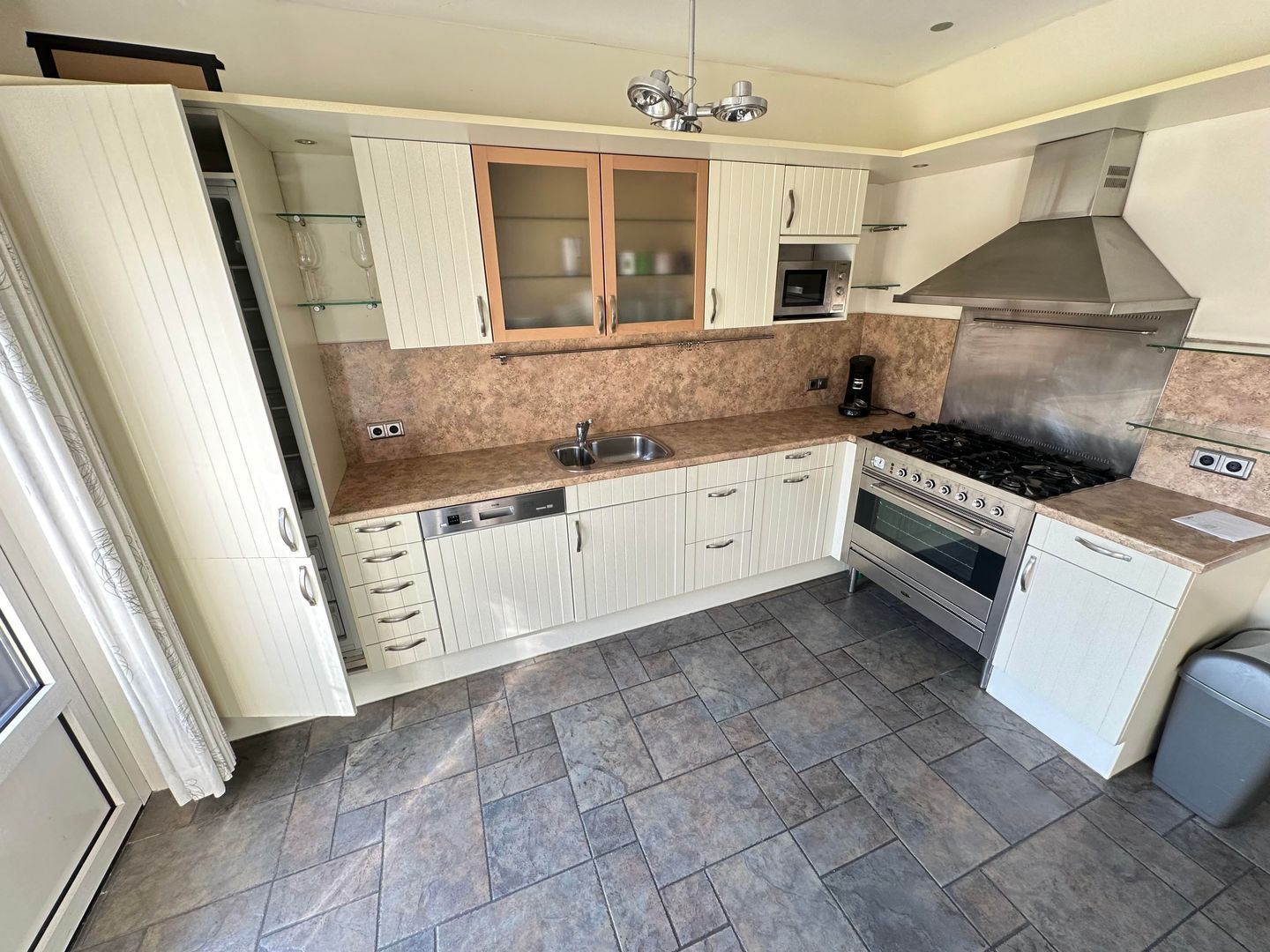 Ridderzaal, Eindhoven foto-4 blur