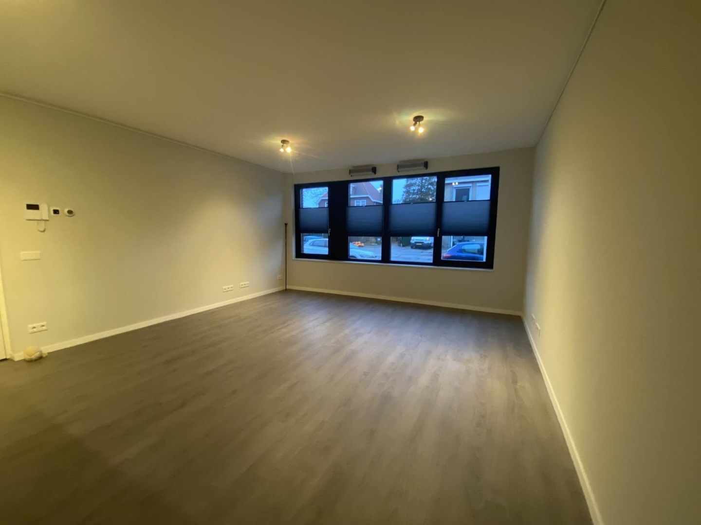 Tongelresestraat, Eindhoven foto-4 blur