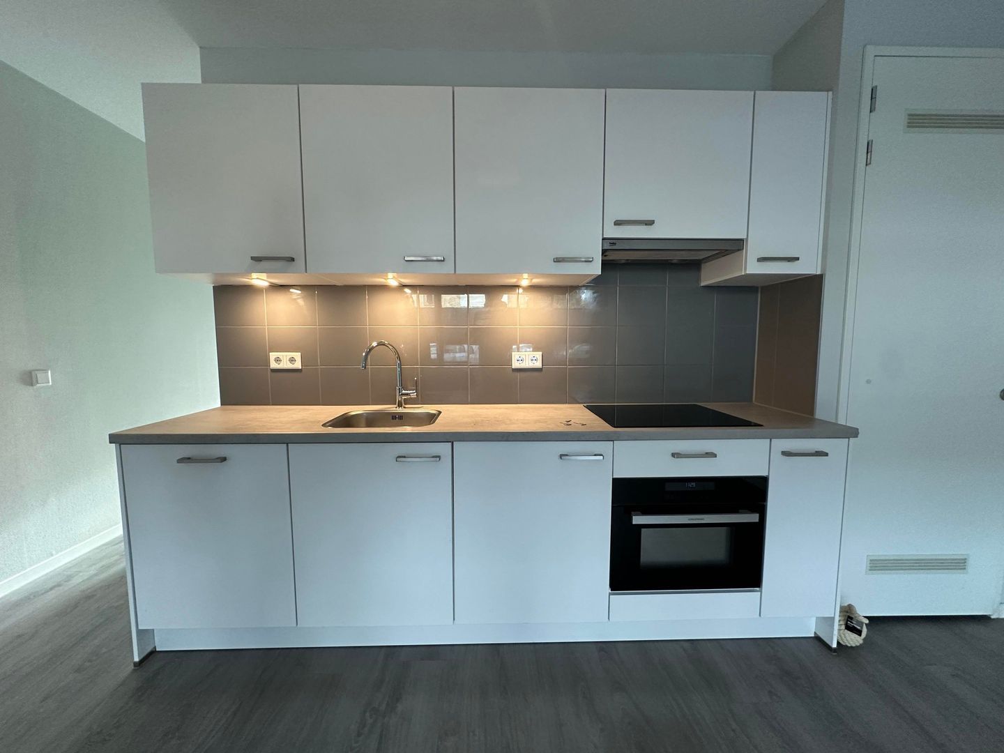 Tongelresestraat, Eindhoven foto-2 blur