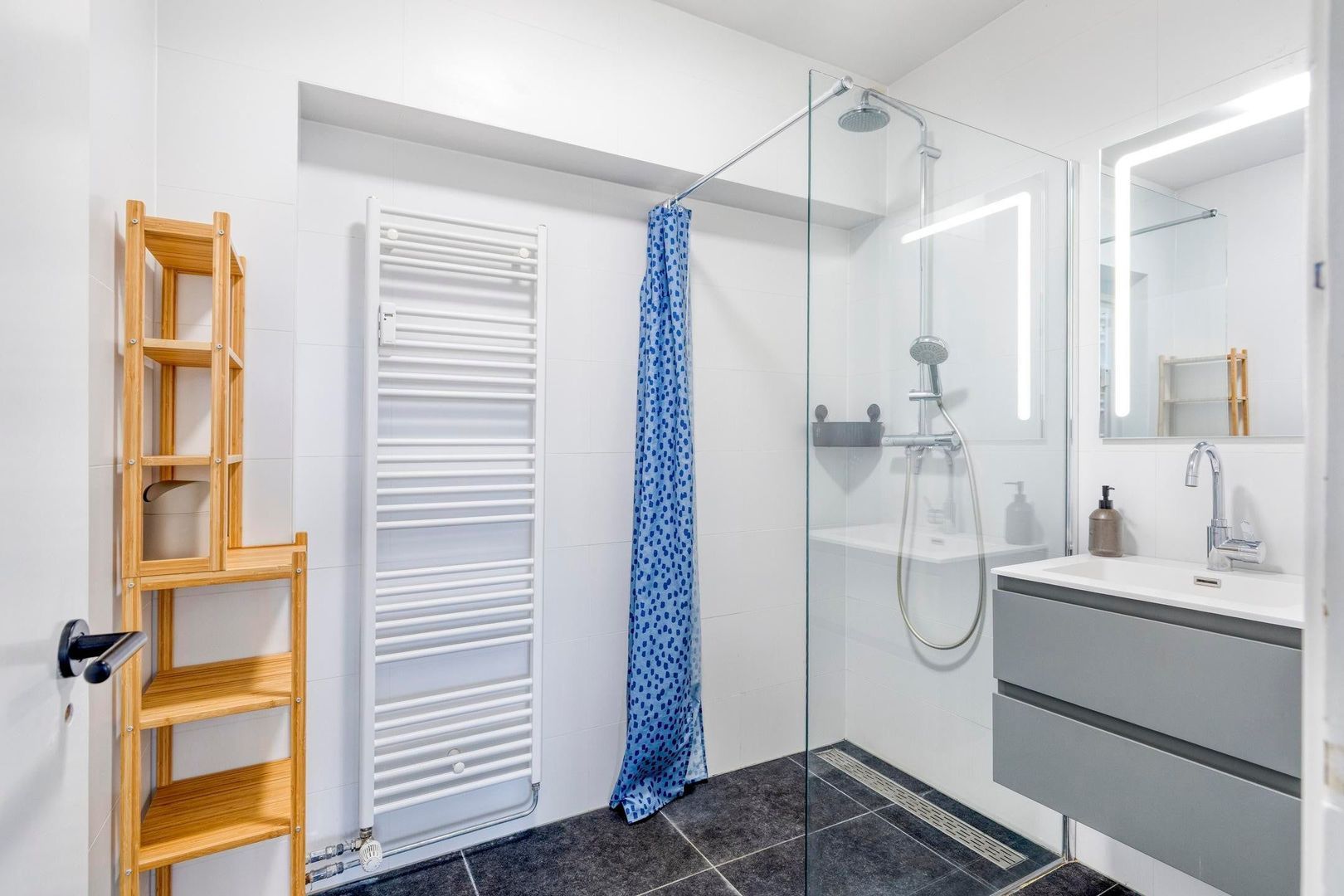 Pisanostraat, Eindhoven foto-14 blur