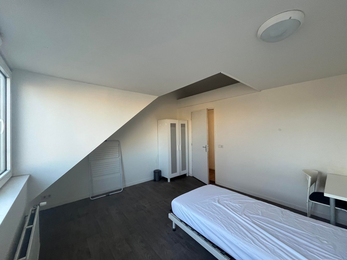 Hobbemastraat, Eindhoven foto-3 blur