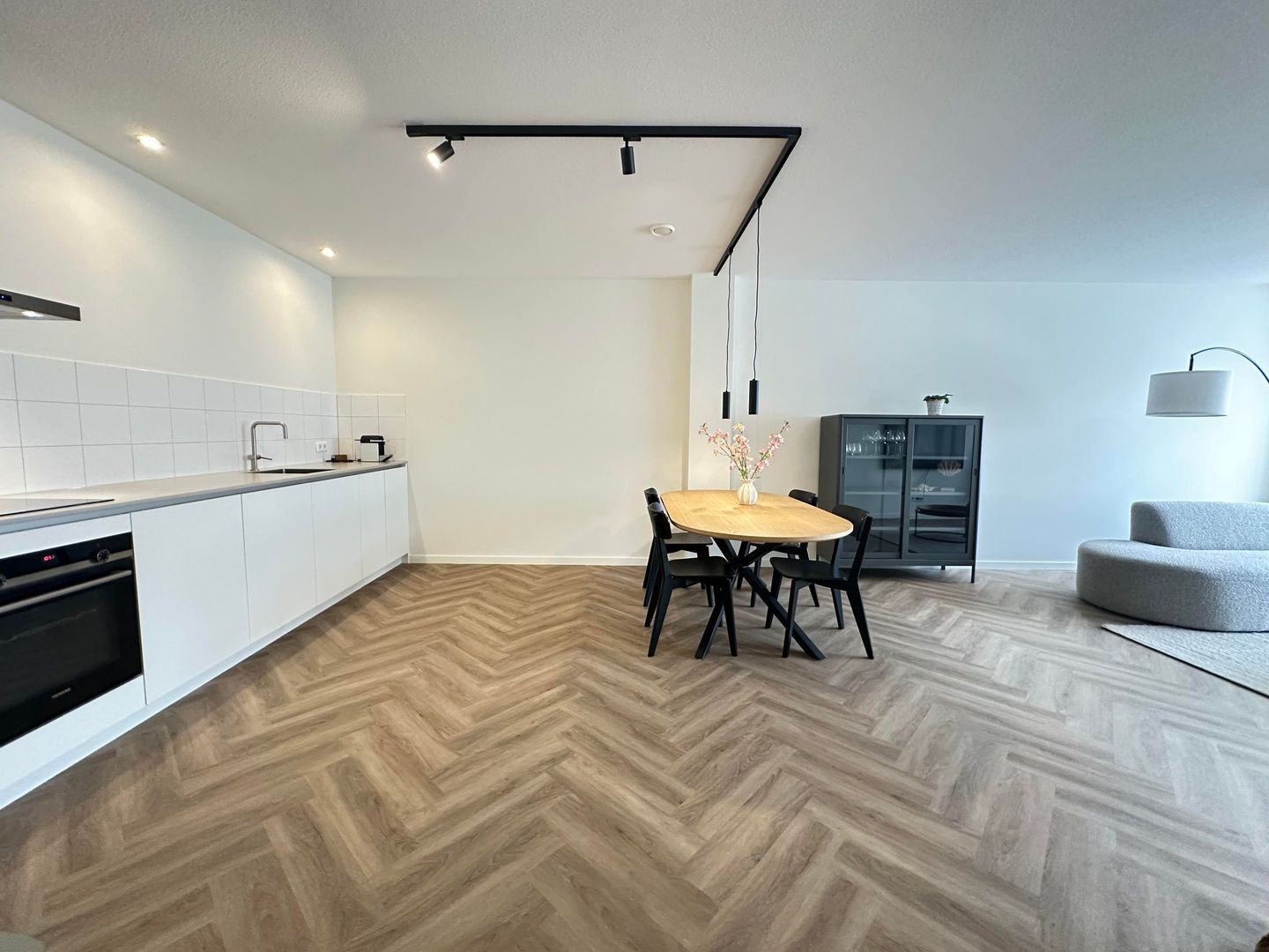 Kamstraat, Helmond foto-3 blur