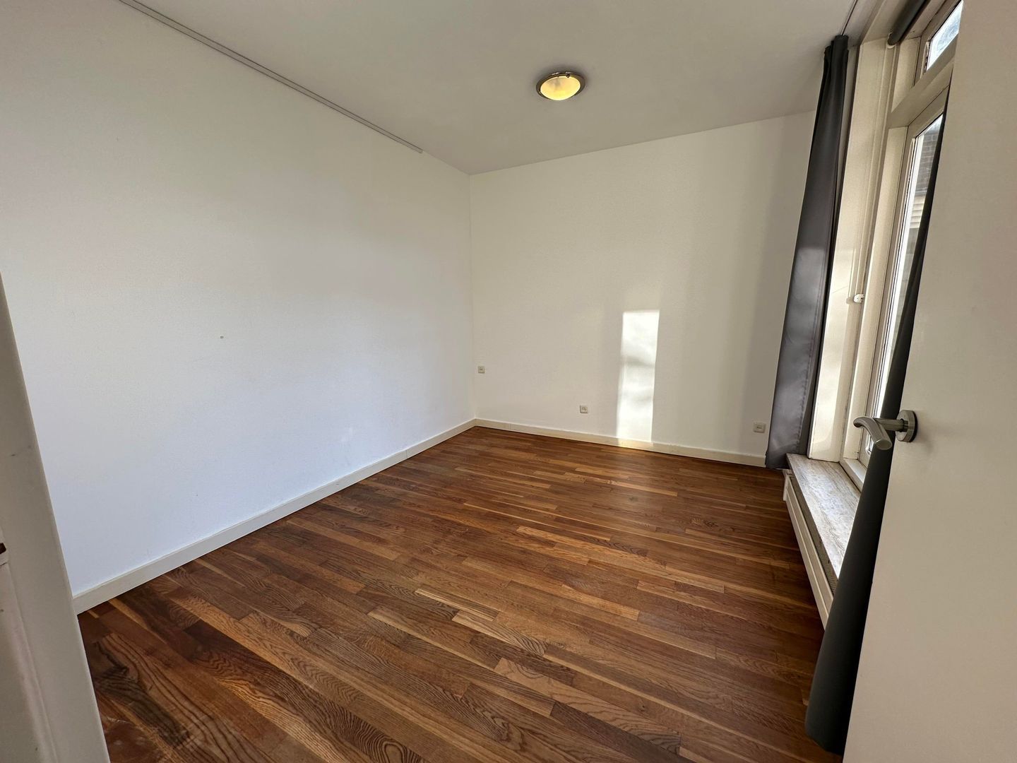 Zeelsterstraat, Eindhoven foto-5 blur