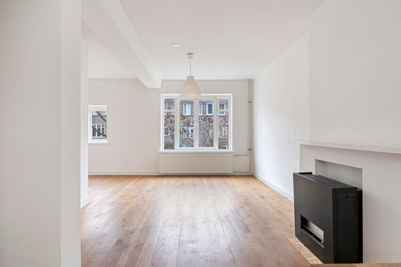 St Adrianusstraat, Eindhoven foto-1 blur