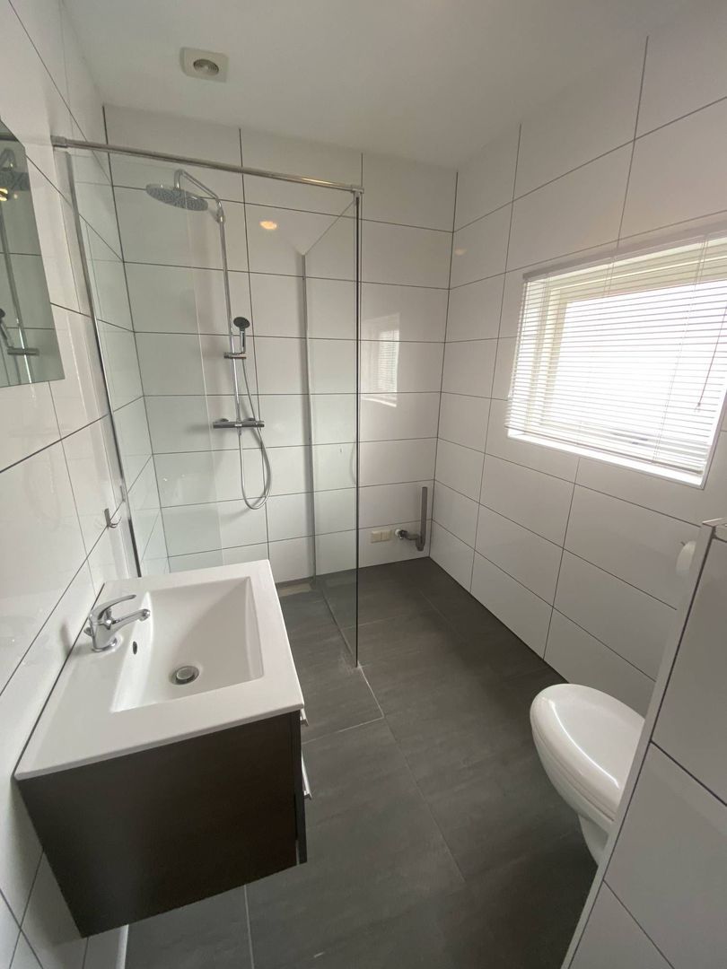 Kerkakkerstraat, Eindhoven foto-6 blur