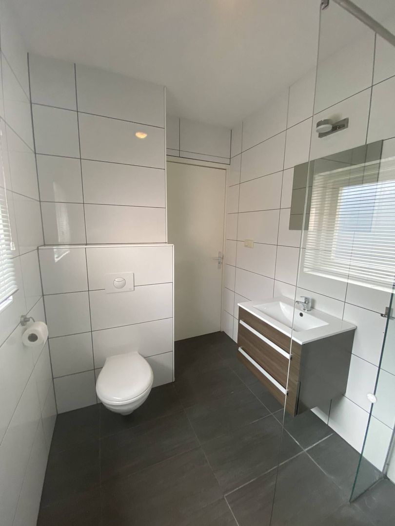 Kerkakkerstraat, Eindhoven foto-7 blur