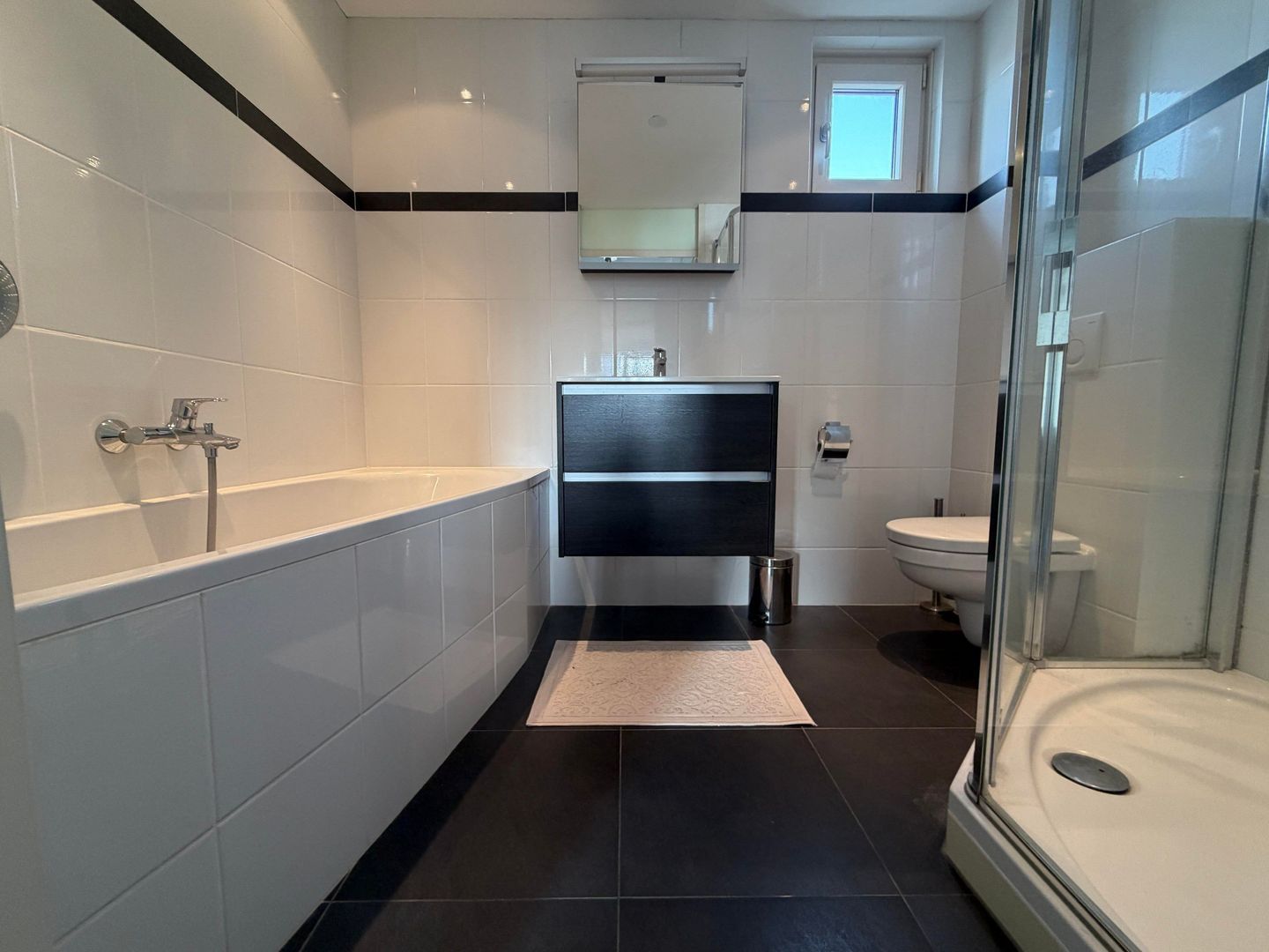 Annie Romein-Verschoorstraat, Eindhoven foto-12 blur