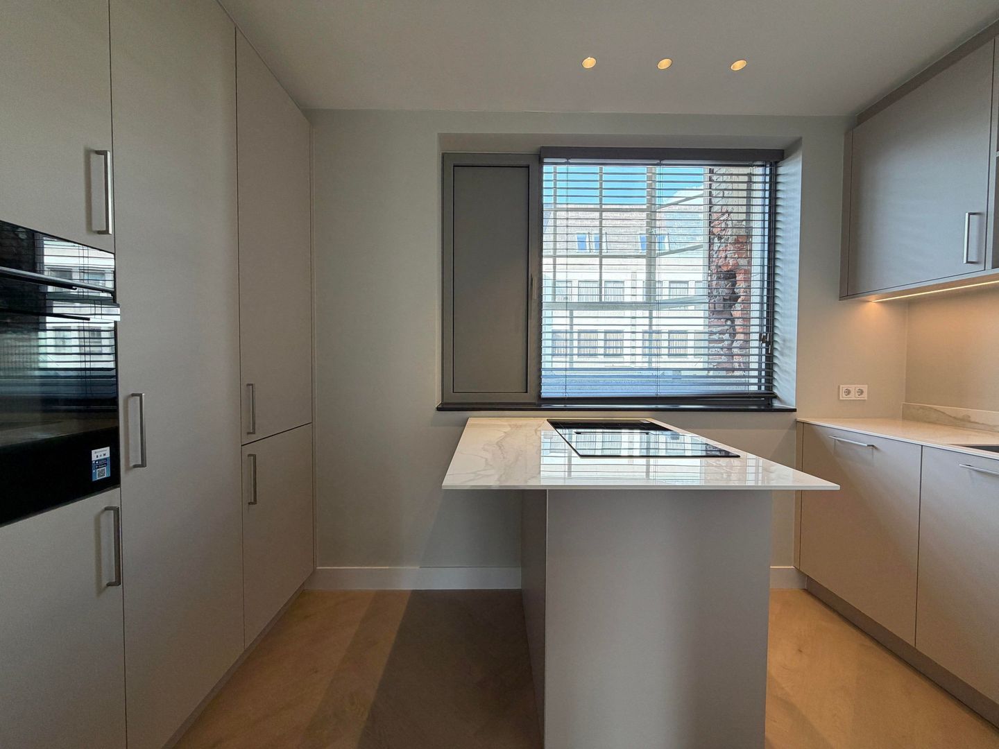 Geldropseweg, Eindhoven foto-5 blur