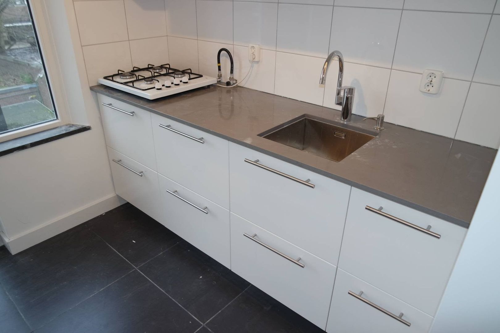 Kronehoefstraat, Eindhoven foto-1 blur