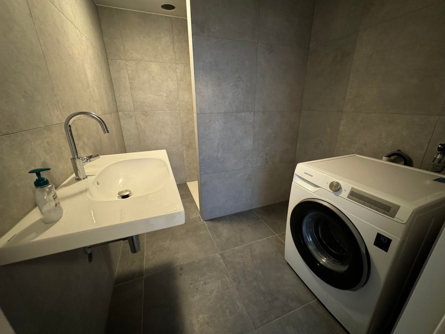 Tinelstraat, Eindhoven foto-6 blur