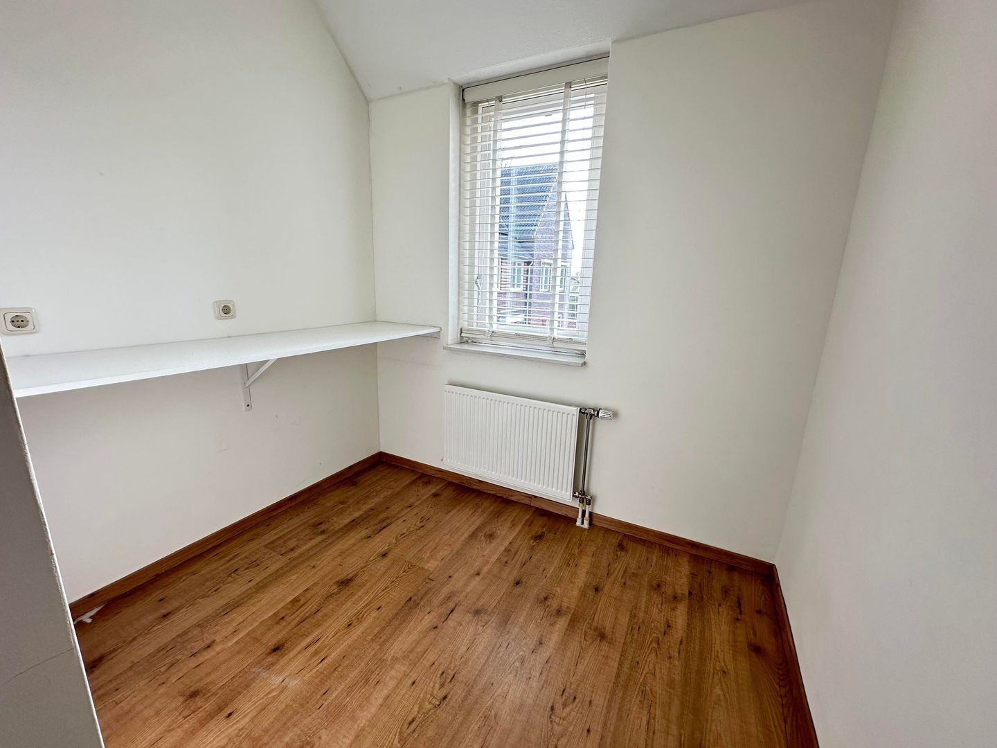 Dora Ebbenhof, Nuenen foto-15 blur