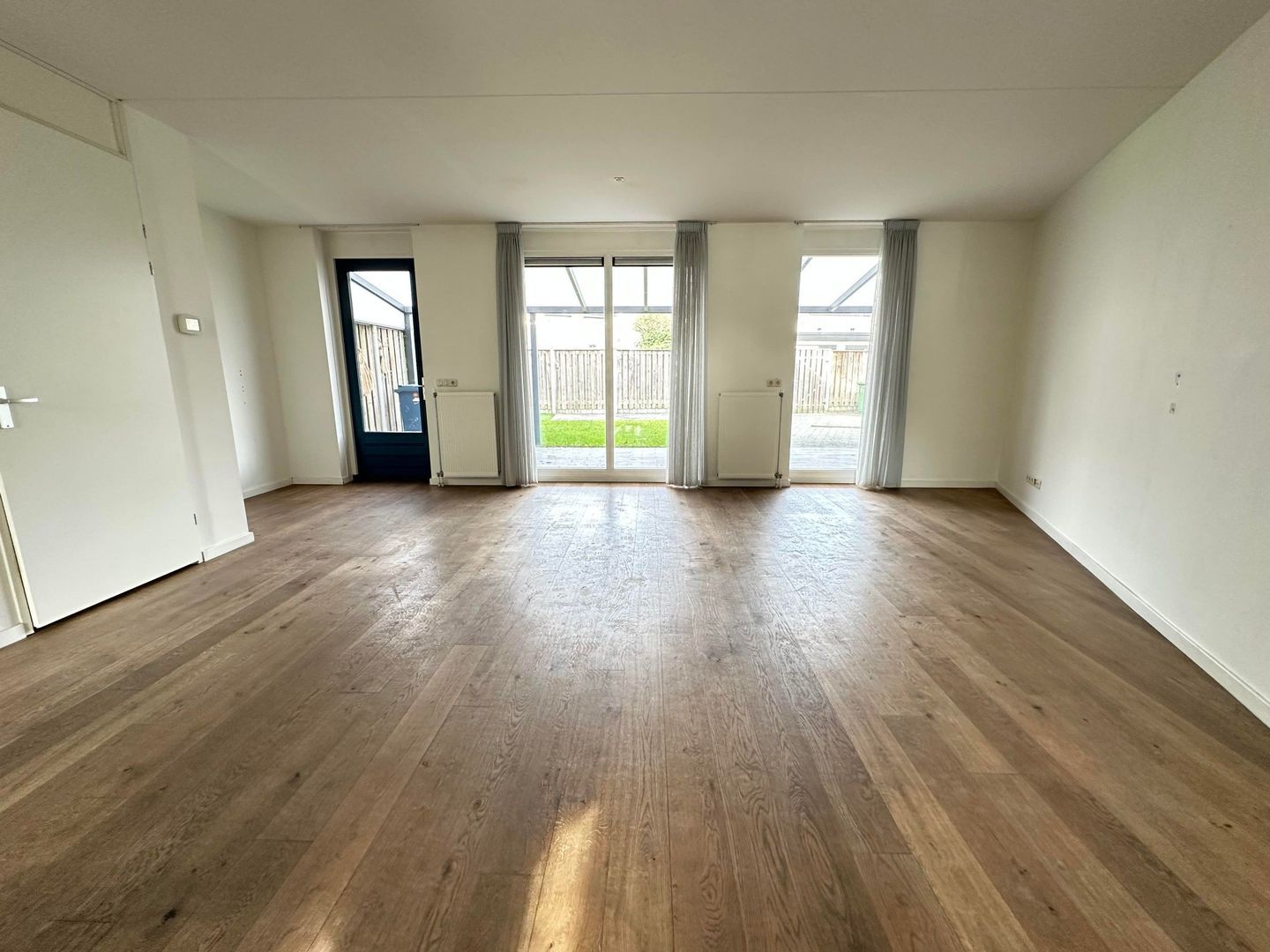 Dora Ebbenhof, Nuenen foto-2 blur