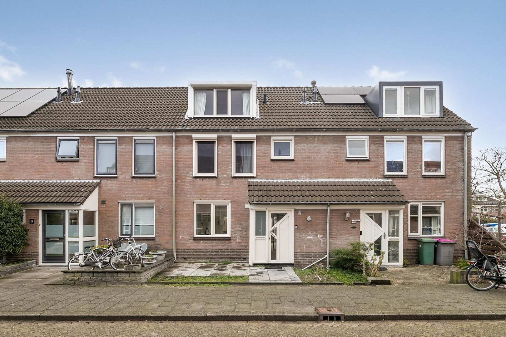 Anna van Saksenstraat 17, Pijnacker foto-0 blur
