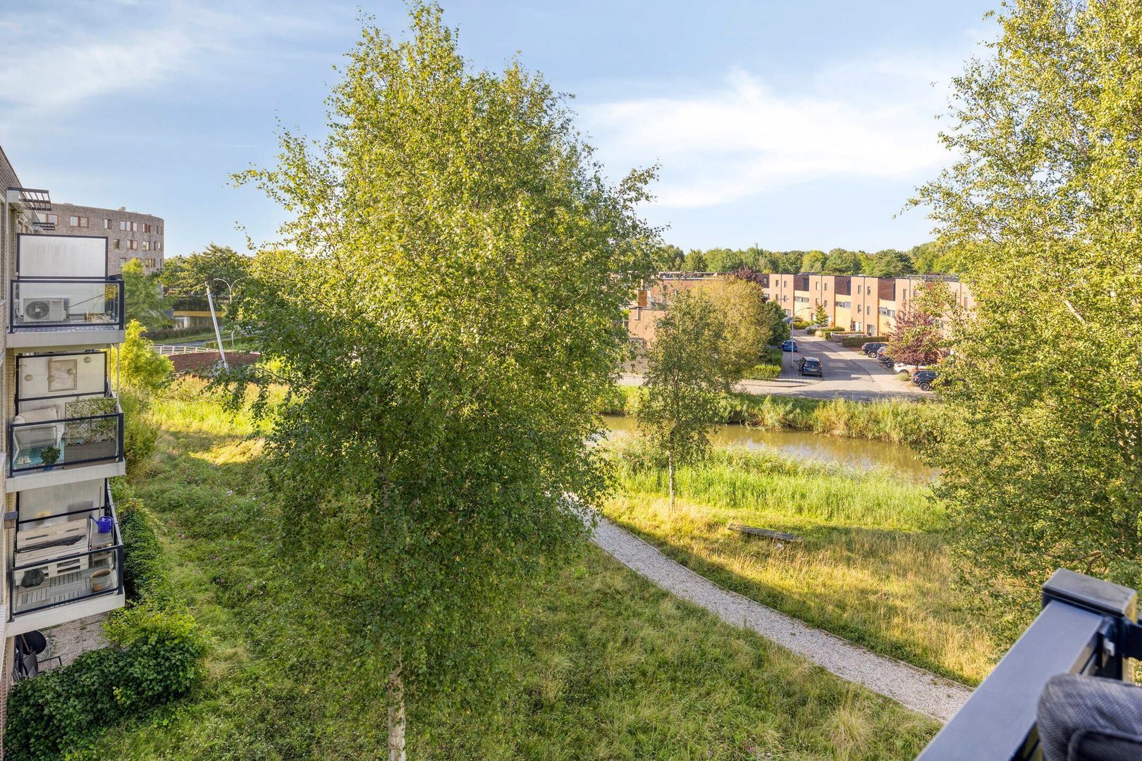 Laan der Zeven Linden 89, Delfgauw foto-1 blur