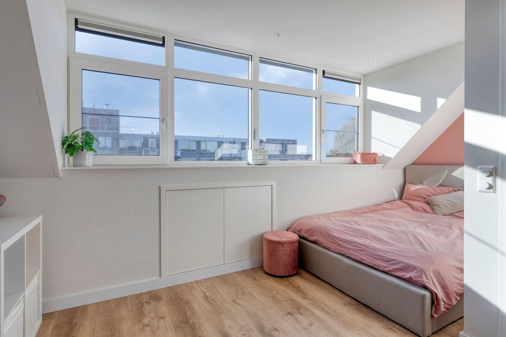 Stationsplein 59, Pijnacker foto-20 blur