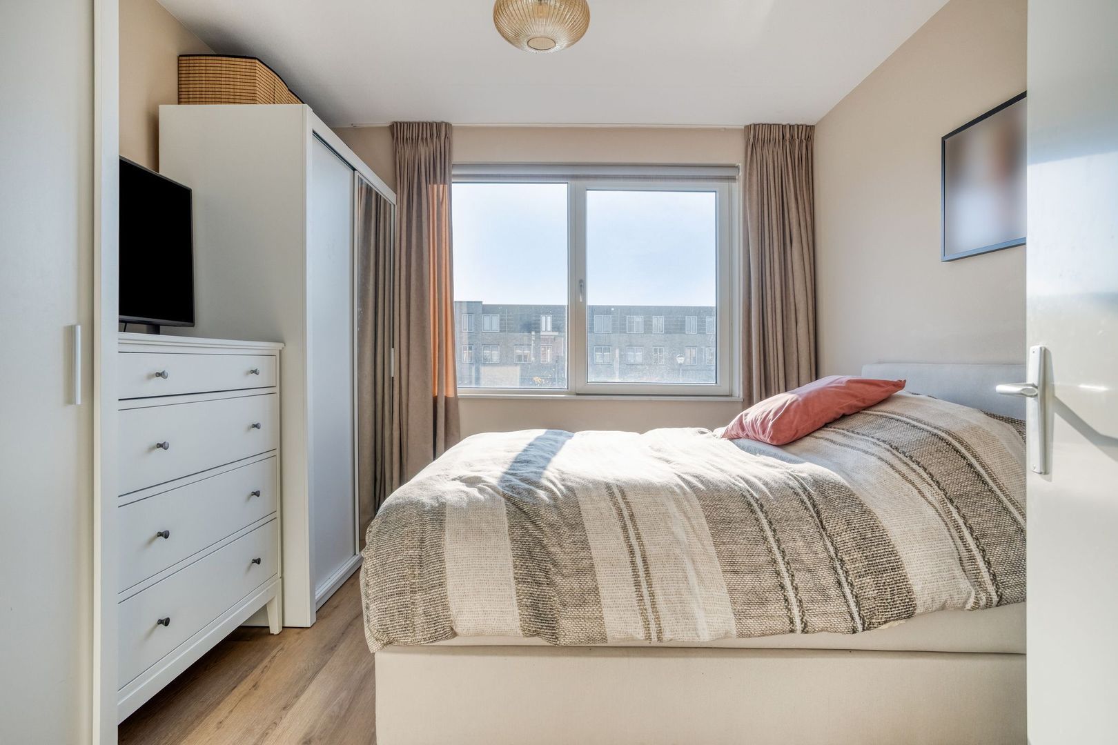 Fresiatuin 16, Pijnacker foto-11 blur