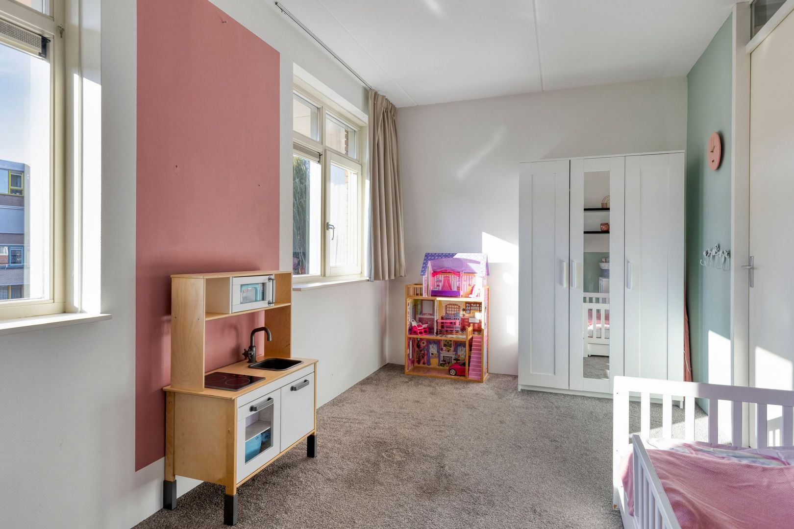 Stationsplein 59, Pijnacker foto-16 blur