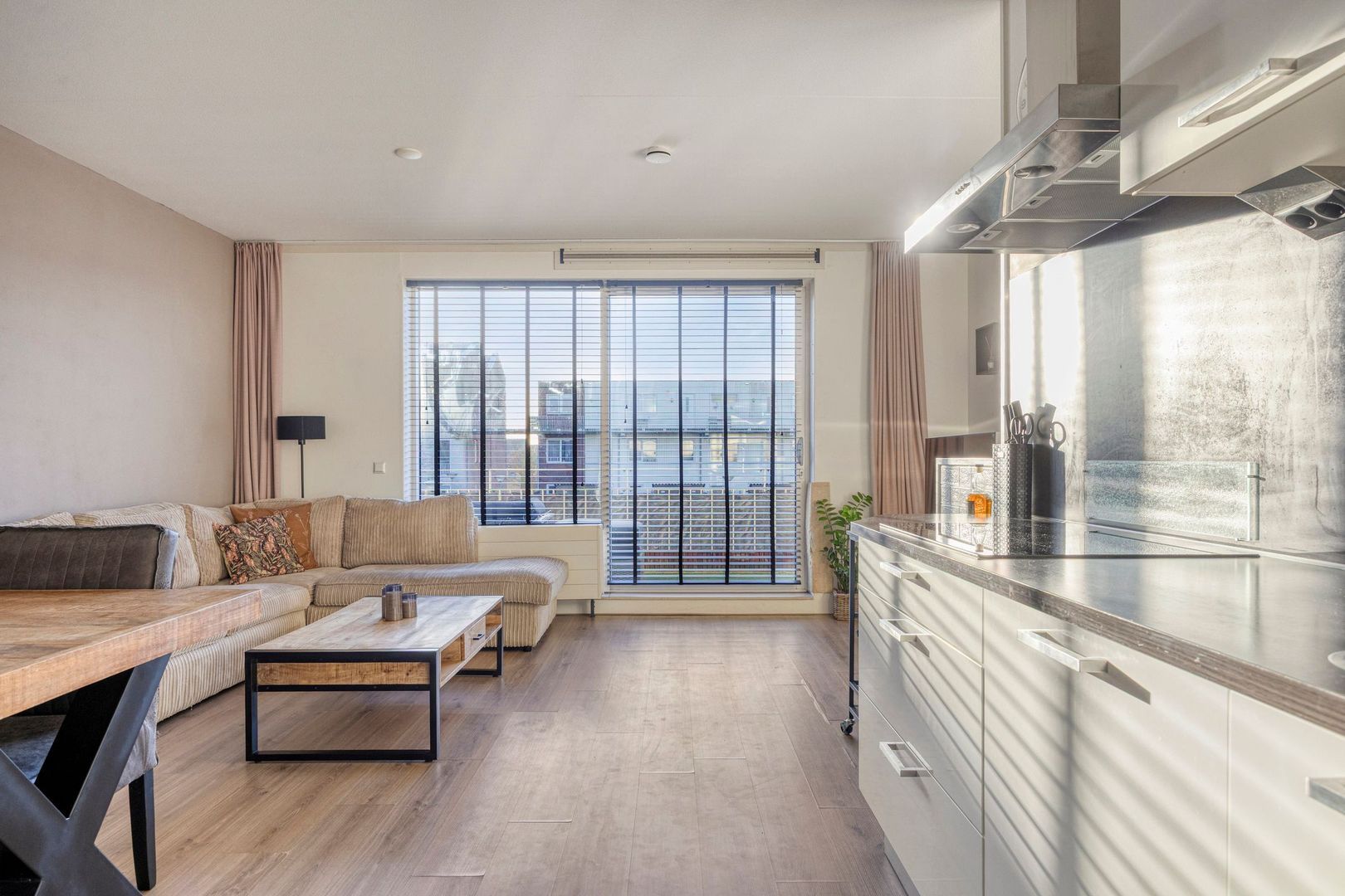 Weegbree 89, Pijnacker foto-8 blur