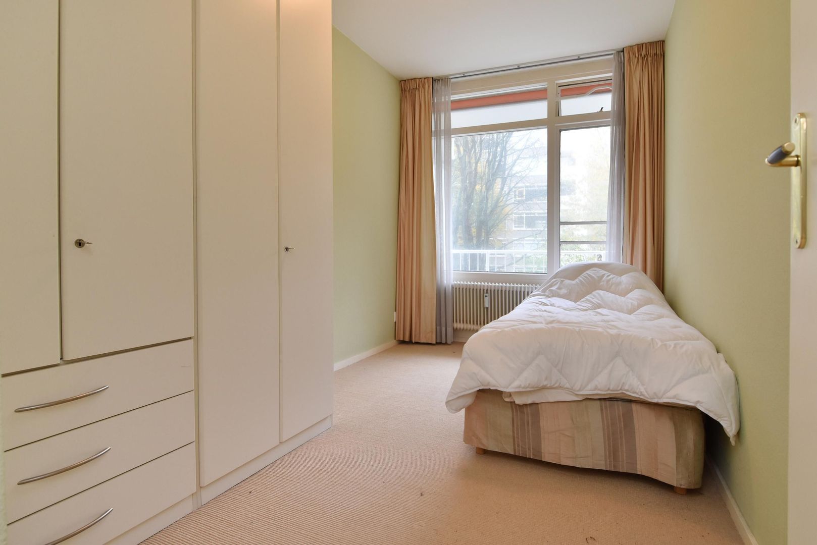 Suzannaland 606, Den Haag foto-24 blur