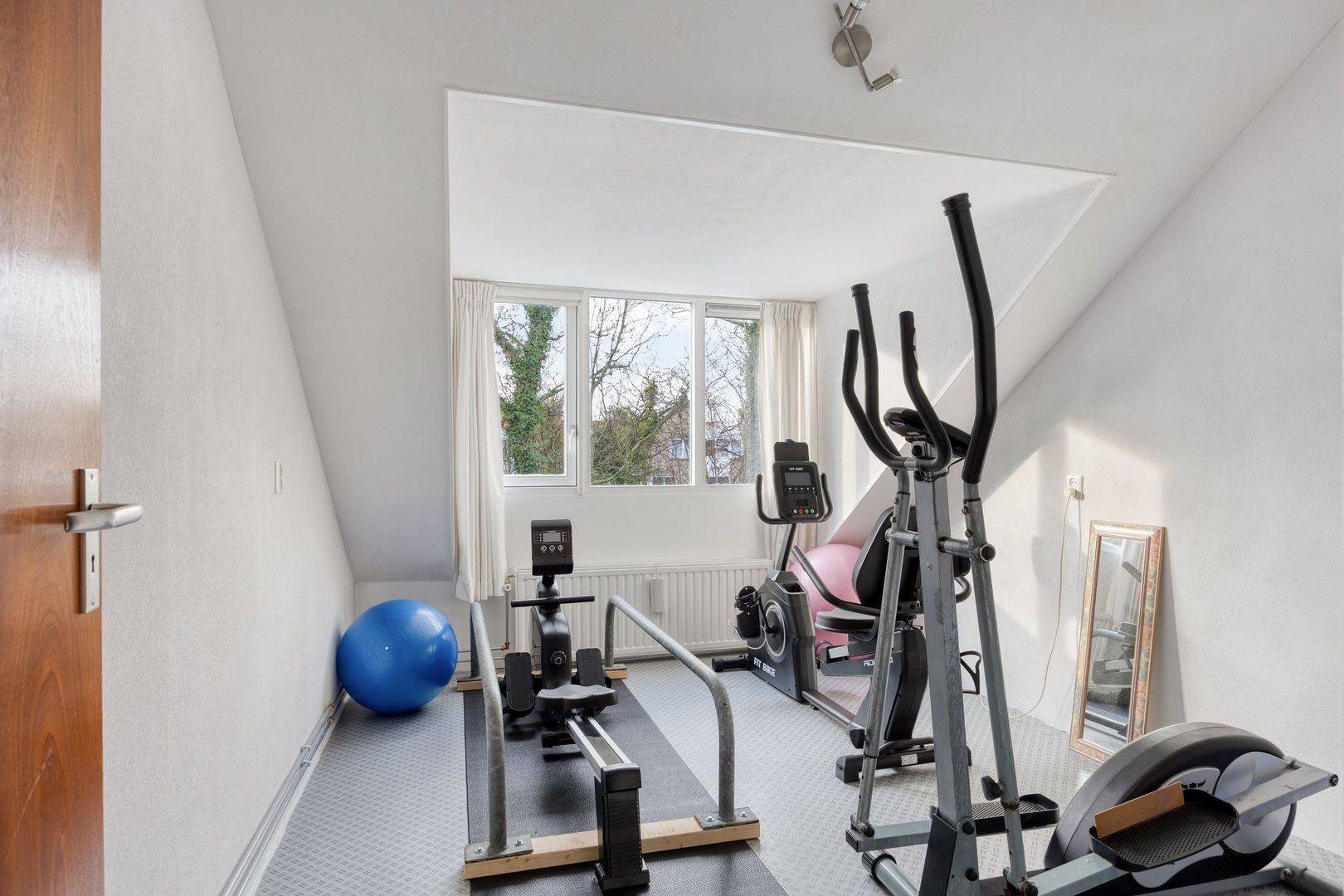 Popelenburg 19, Pijnacker foto-37 blur