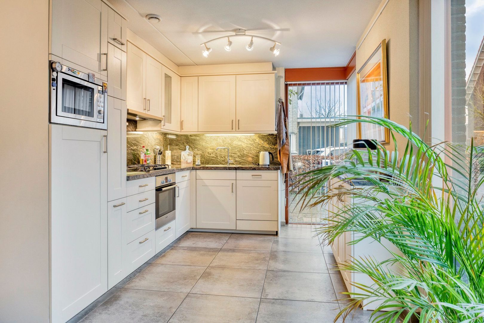 De Harnasch 25, Pijnacker foto-13 blur