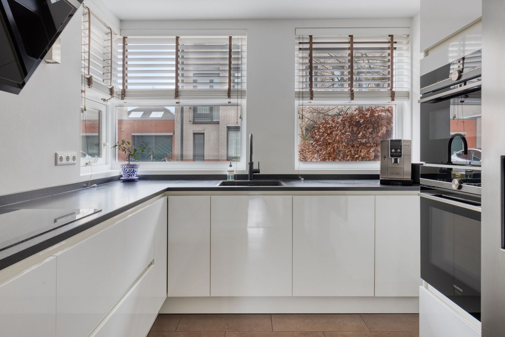 Leliestraat 6, Berkel En Rodenrijs foto-3 blur