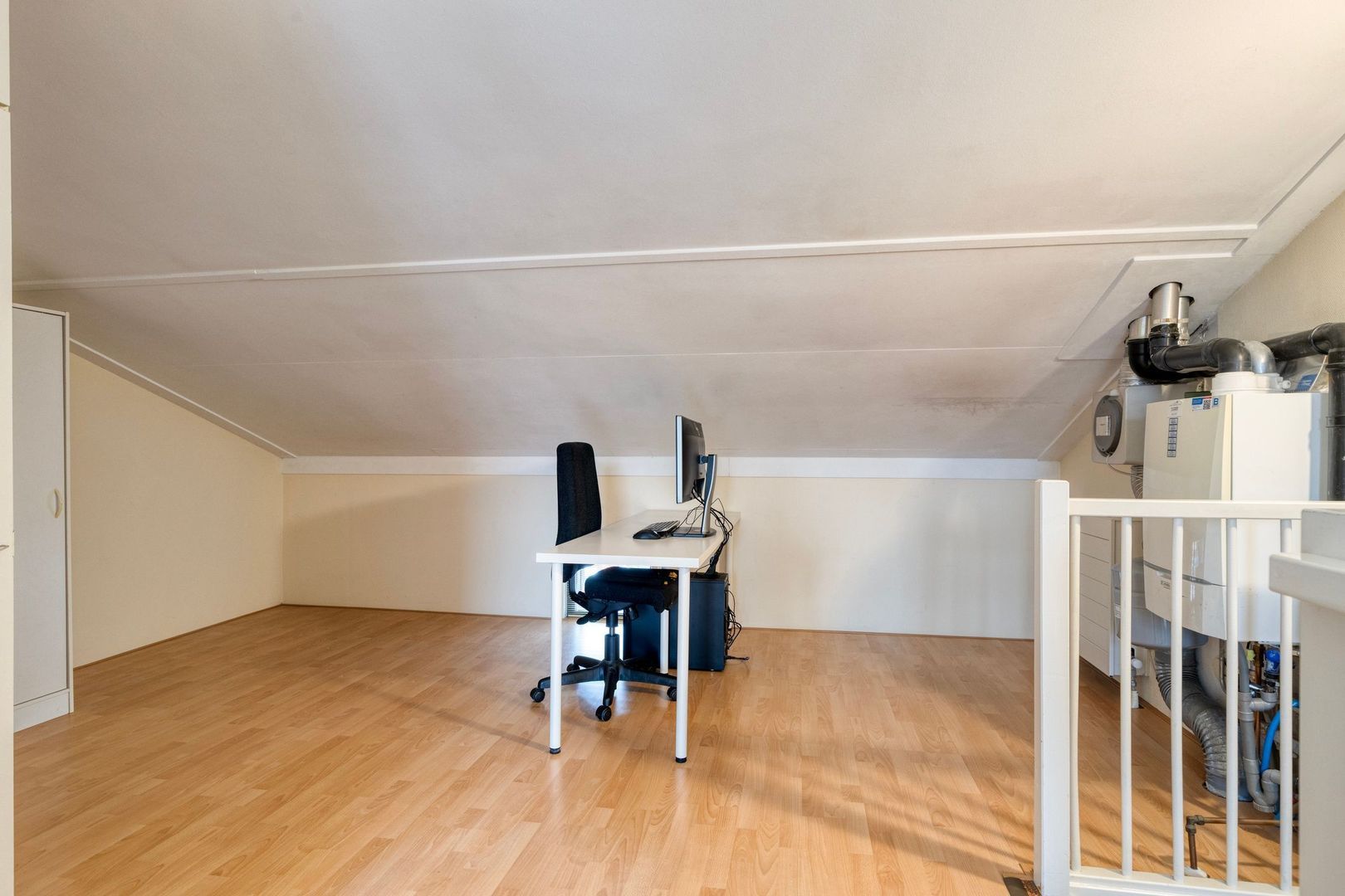 Bezembinderstraat 6, Delfgauw foto-19 blur