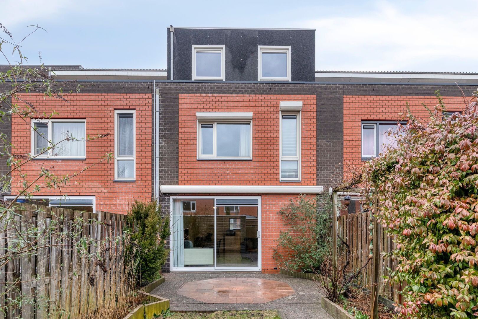 Bezembinderstraat 6, Delfgauw foto-1 blur