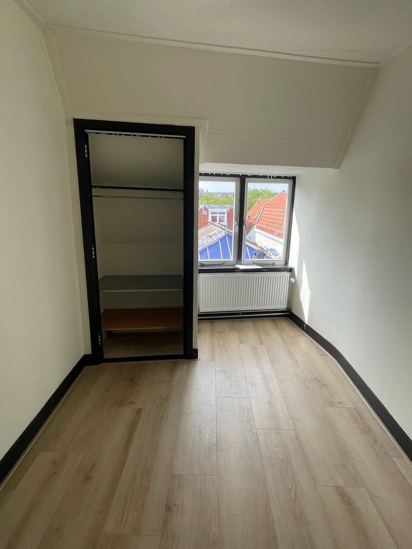 Haarlemmerstraat, Leiden foto-2