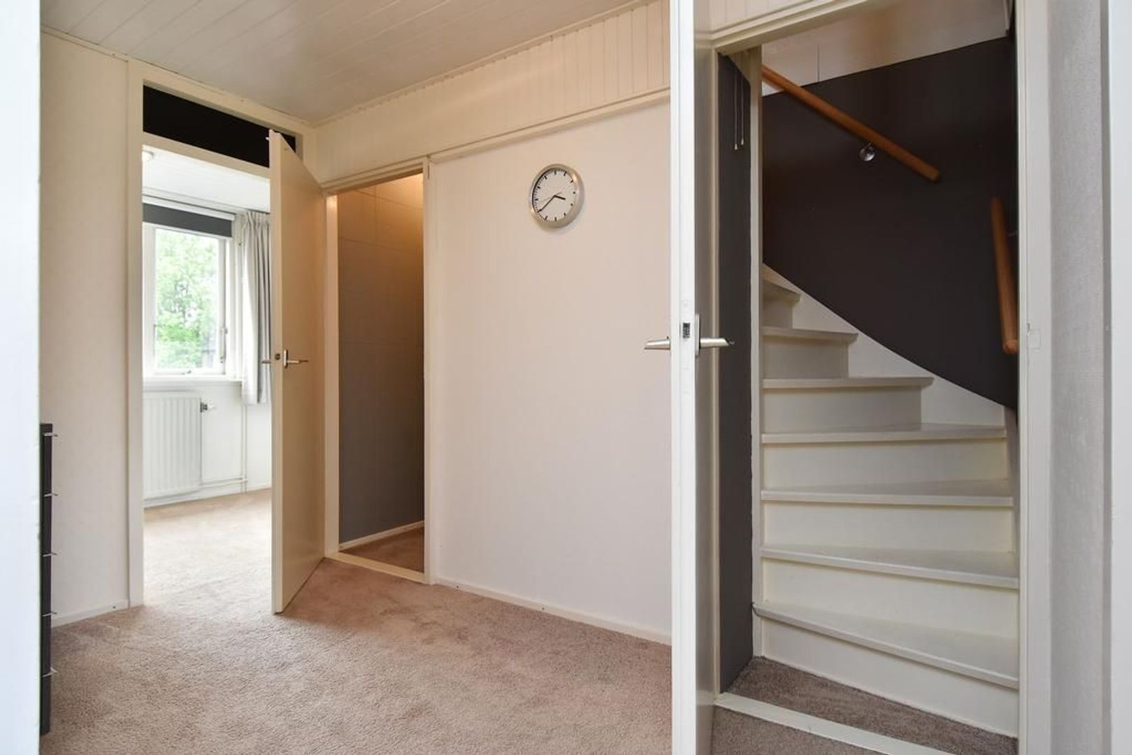 Prinses Beatrixstraat 12, Benthuizen foto-43