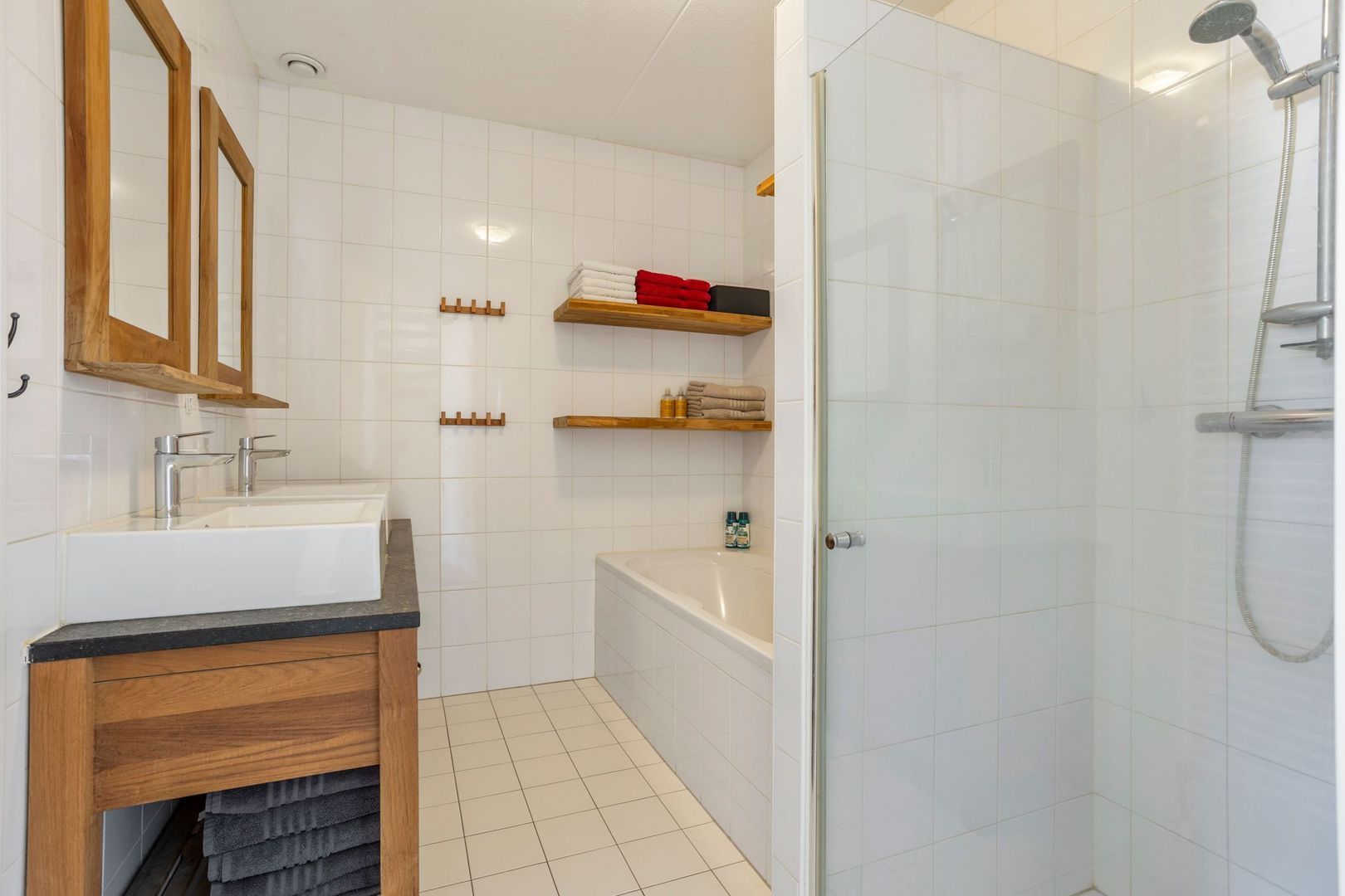 Lofoten 44, Zoetermeer foto-3