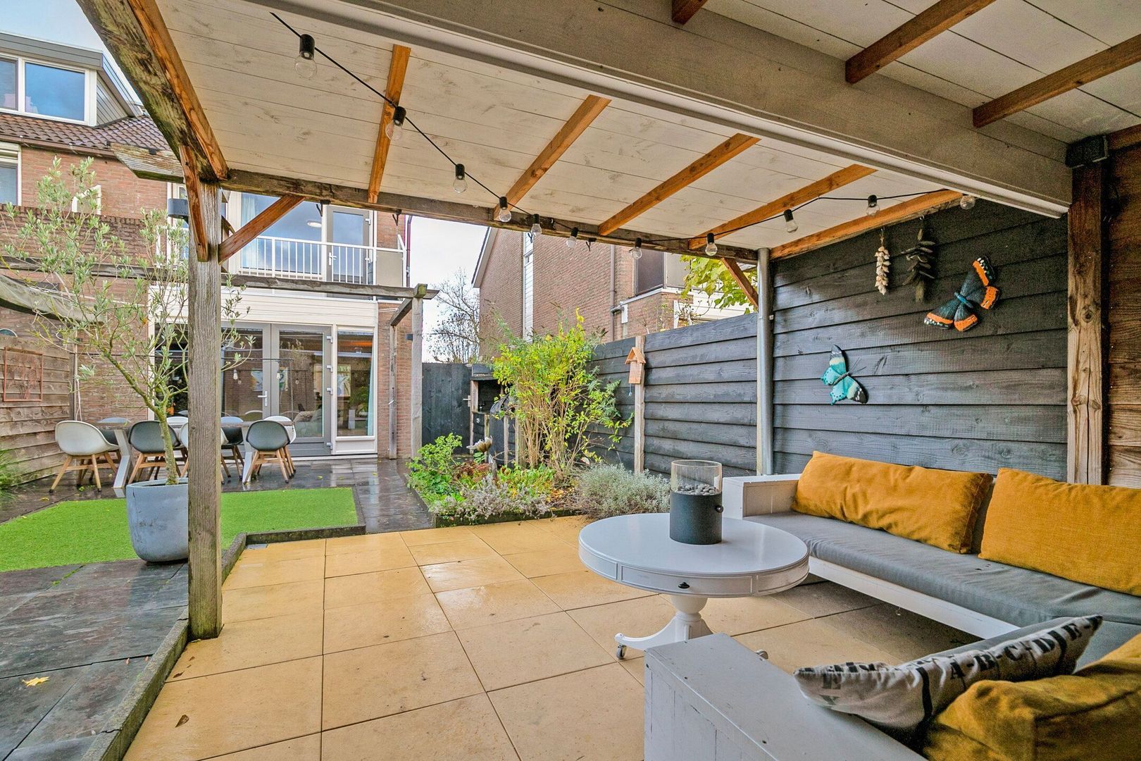 Admiraal de Ruyterstraat 163, Oud-Beijerland foto-27 blur