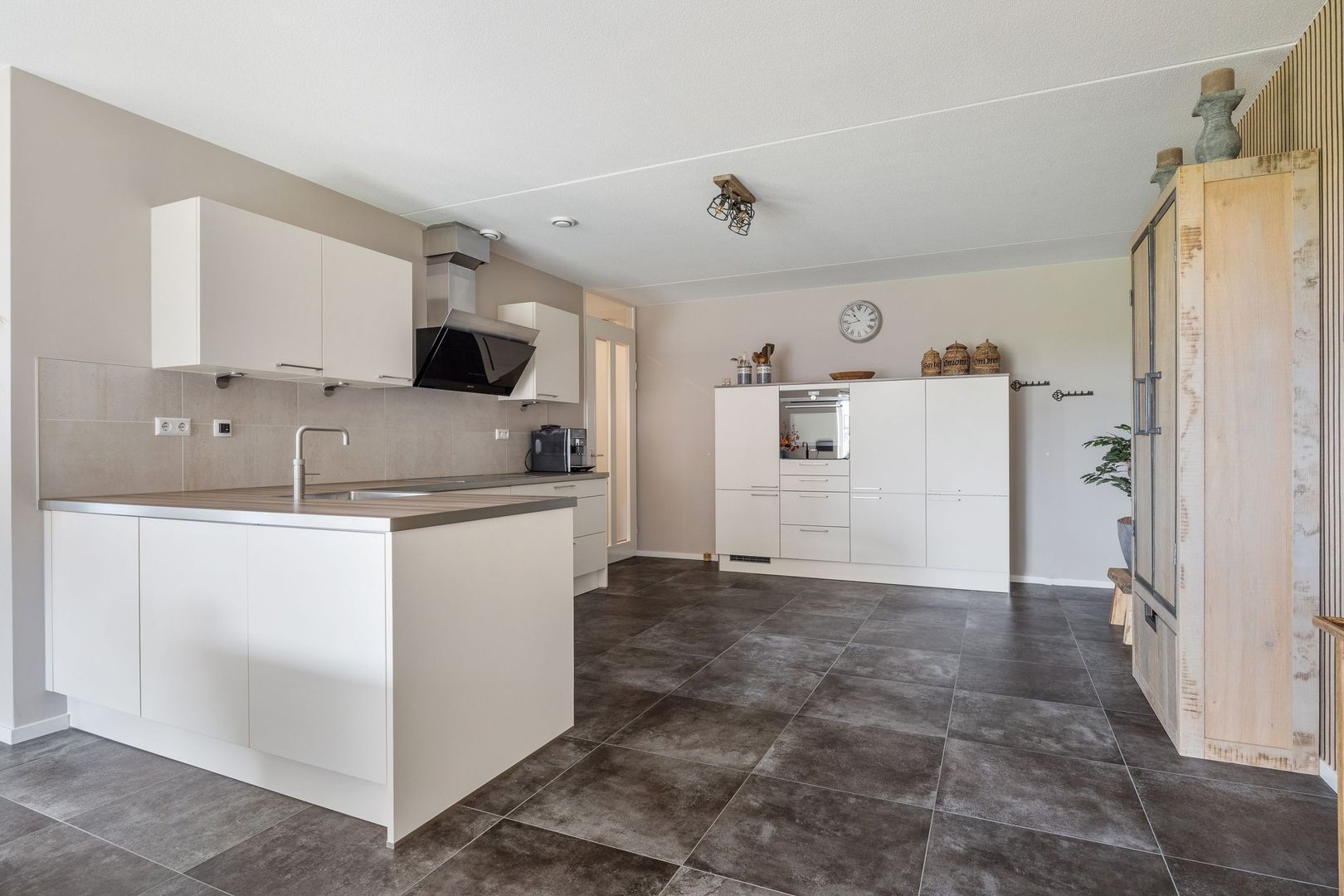 Muzieklaan 12, Oud-Beijerland foto-19 blur