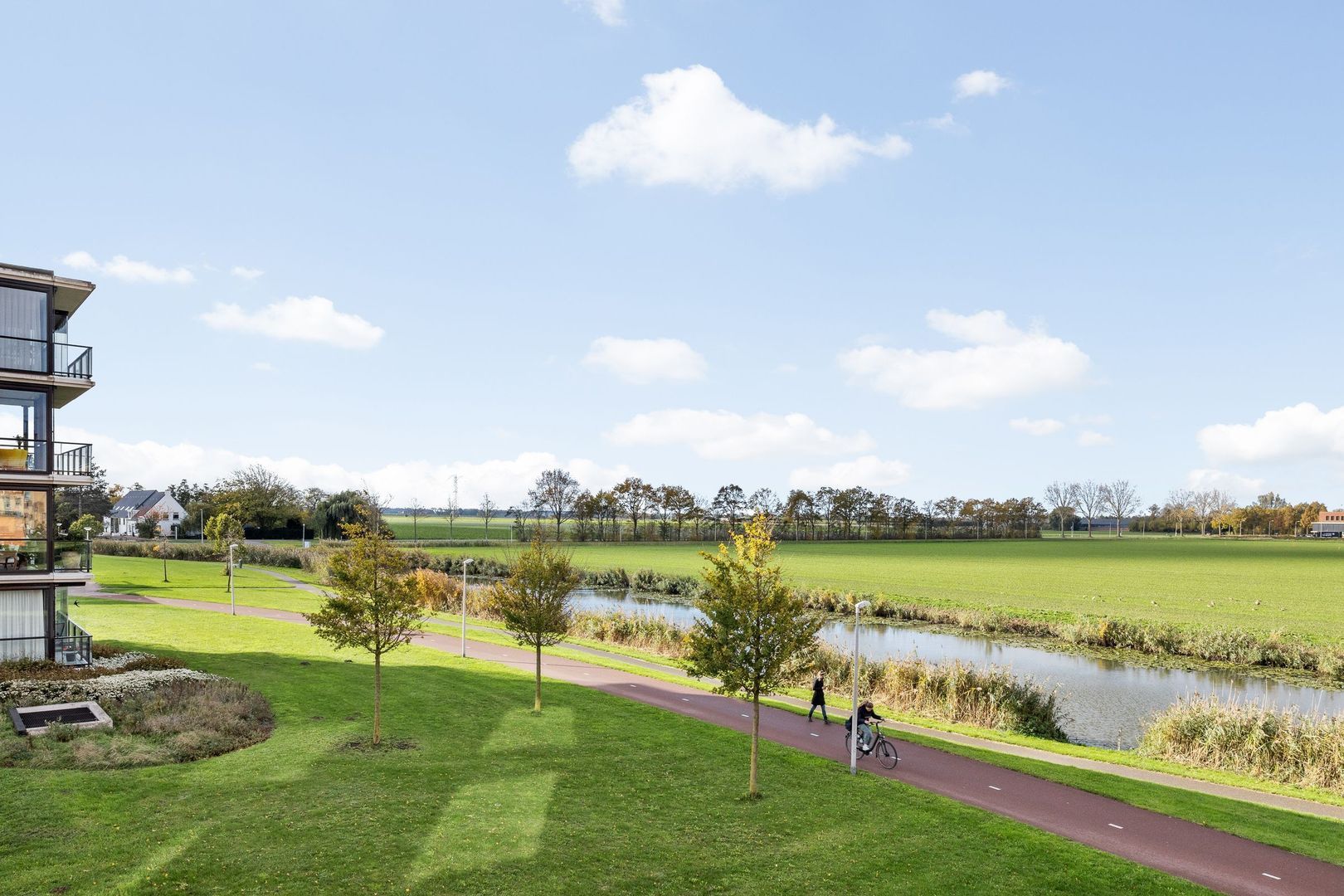 Muzieklaan 12, Oud-Beijerland foto-34 blur