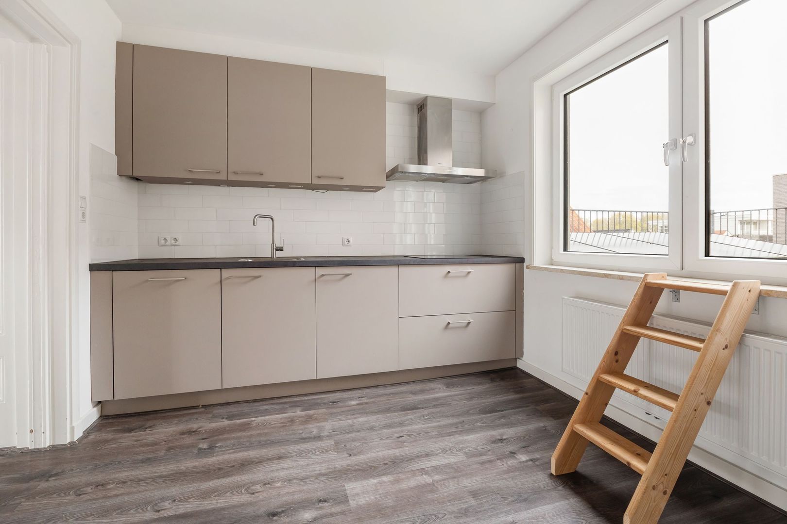 Markt 4 a, Steenbergen foto-9 blur