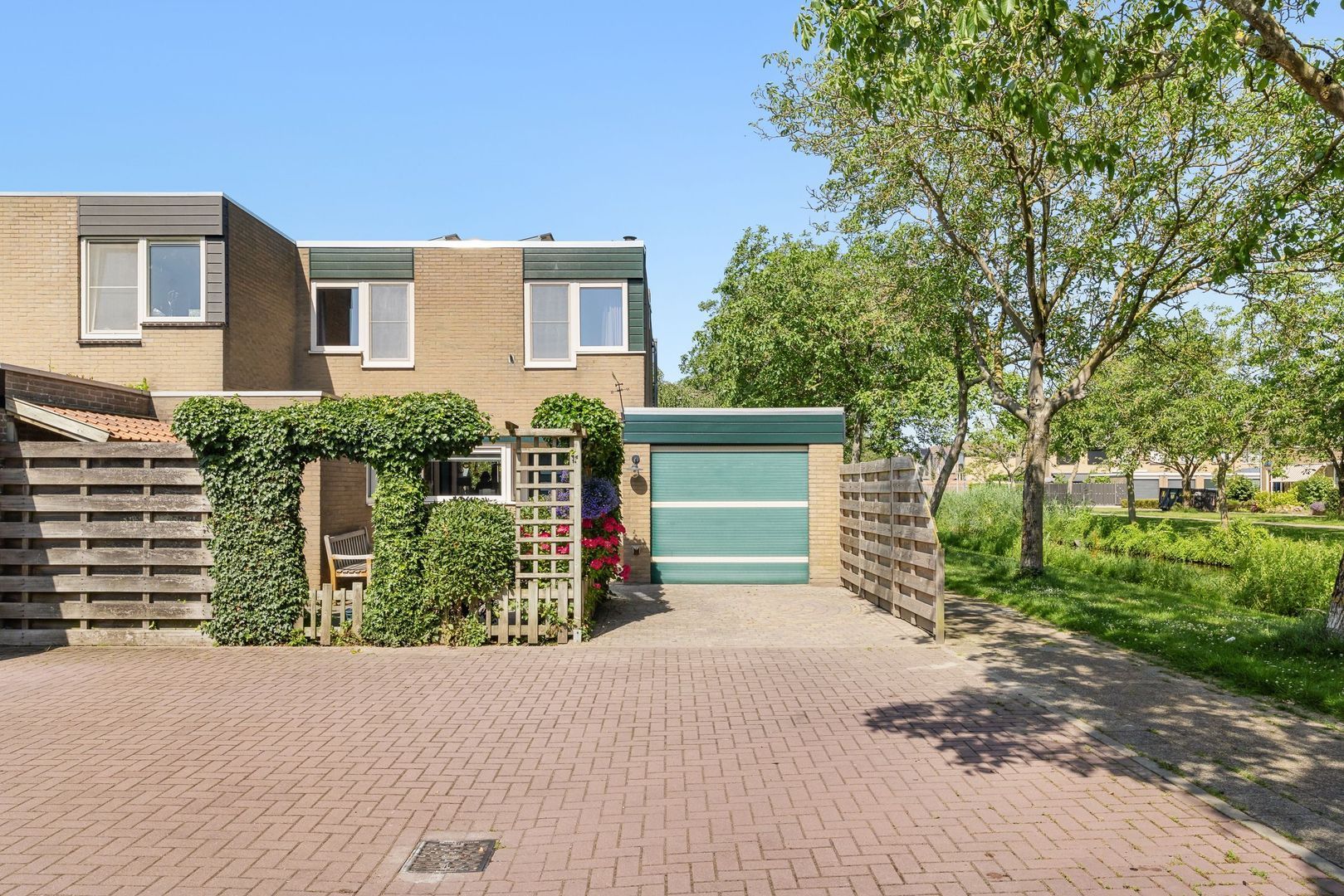 Jan Tooropstraat 47, Oud-Beijerland foto-0 blur