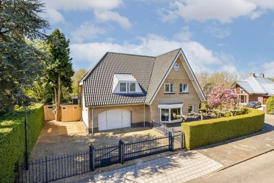 Waalhavenstraat 2, Badhoevedorp