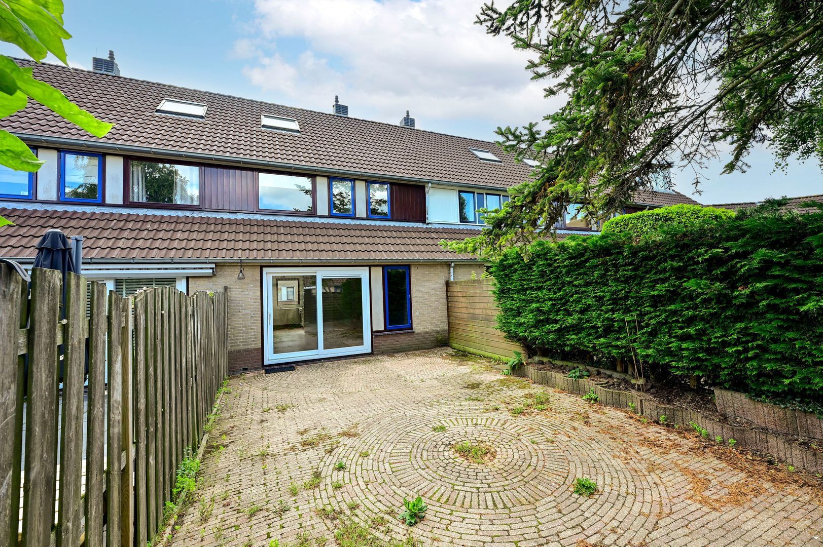 Floraronde 233, Velserbroek foto-15
