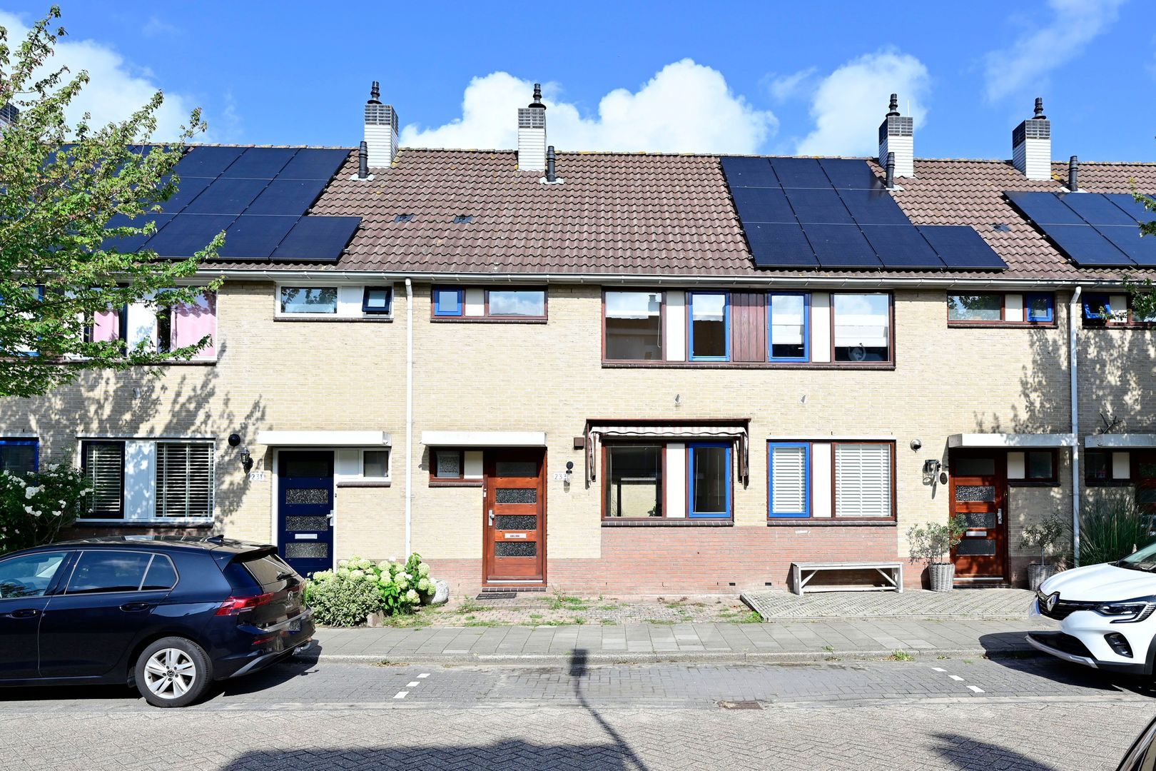 Floraronde 233, Velserbroek foto-1
