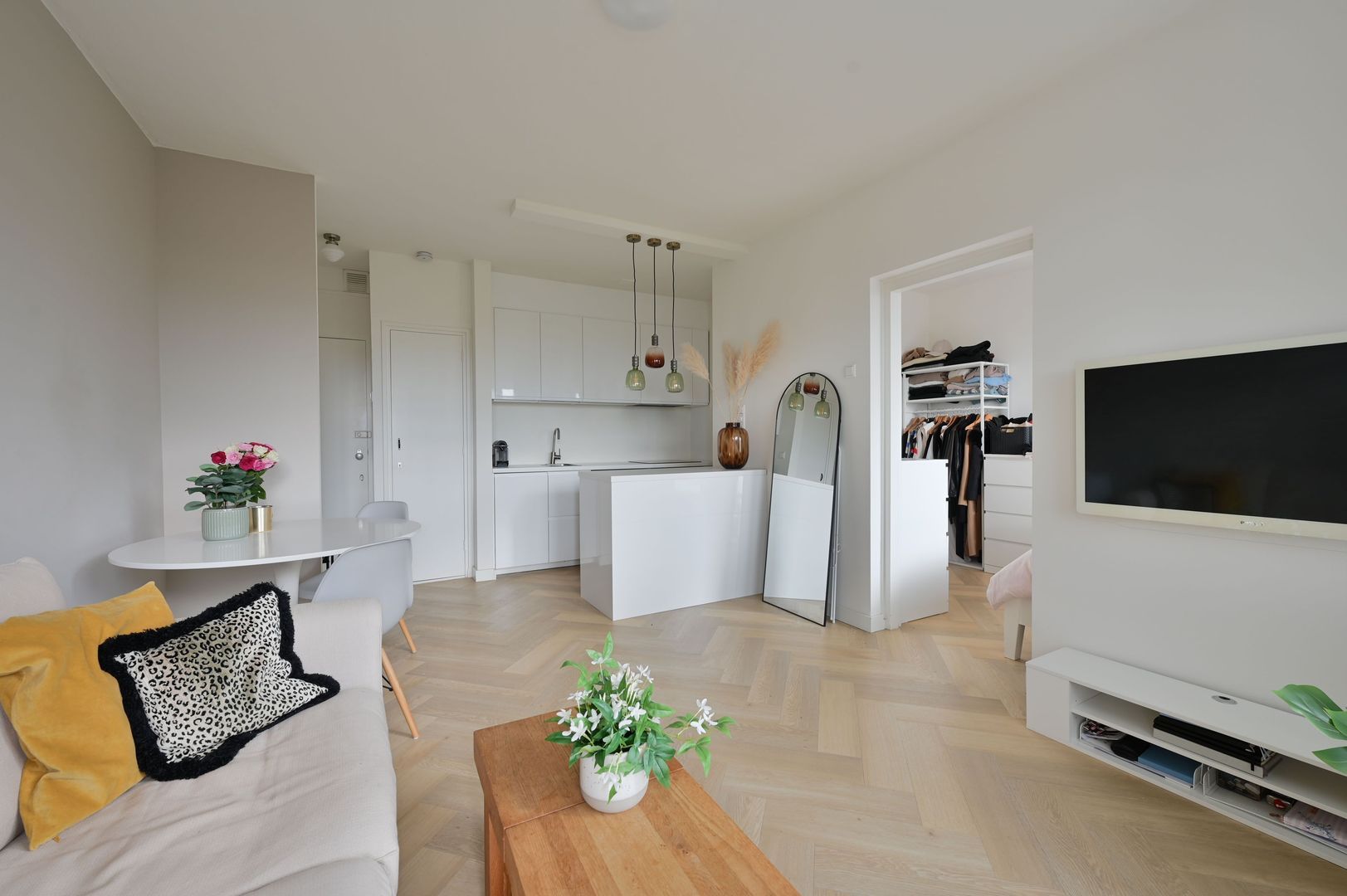 Van Nijenrodeweg 572, Amsterdam foto-1