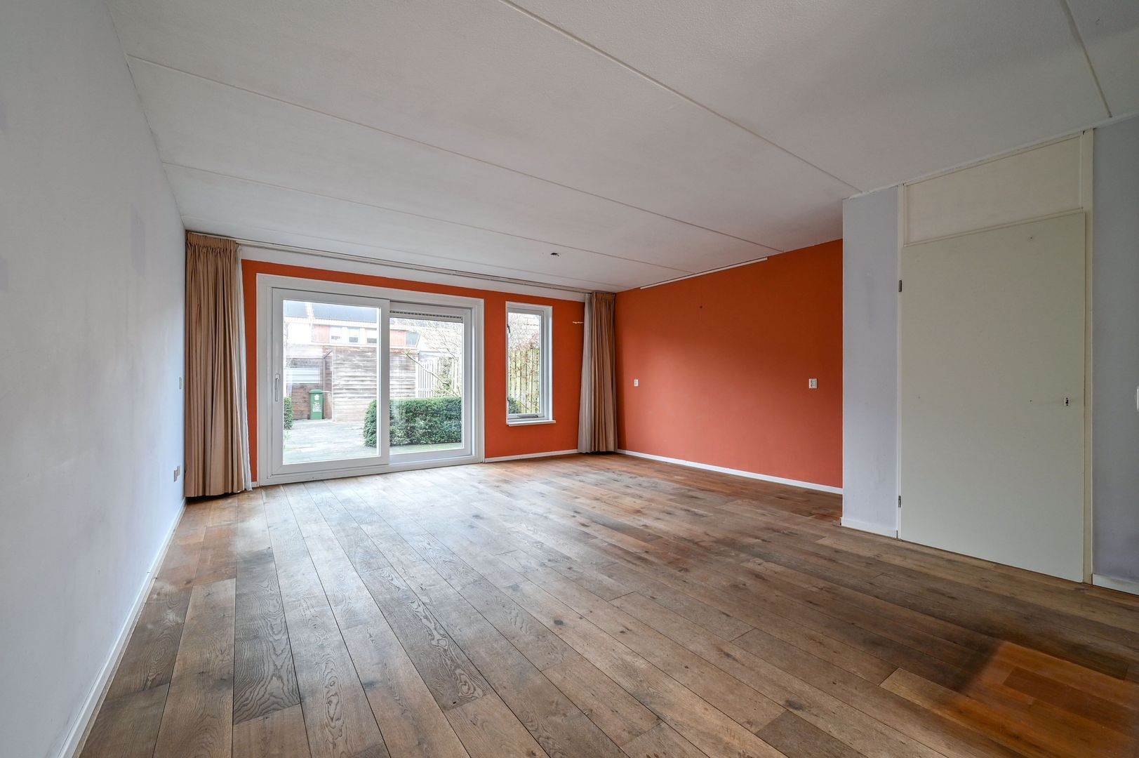 Floraronde 243, Velserbroek foto-3