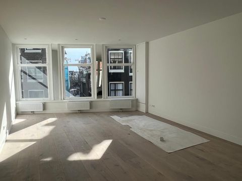 huurwoningen te huur op Kolksteeg 1 3