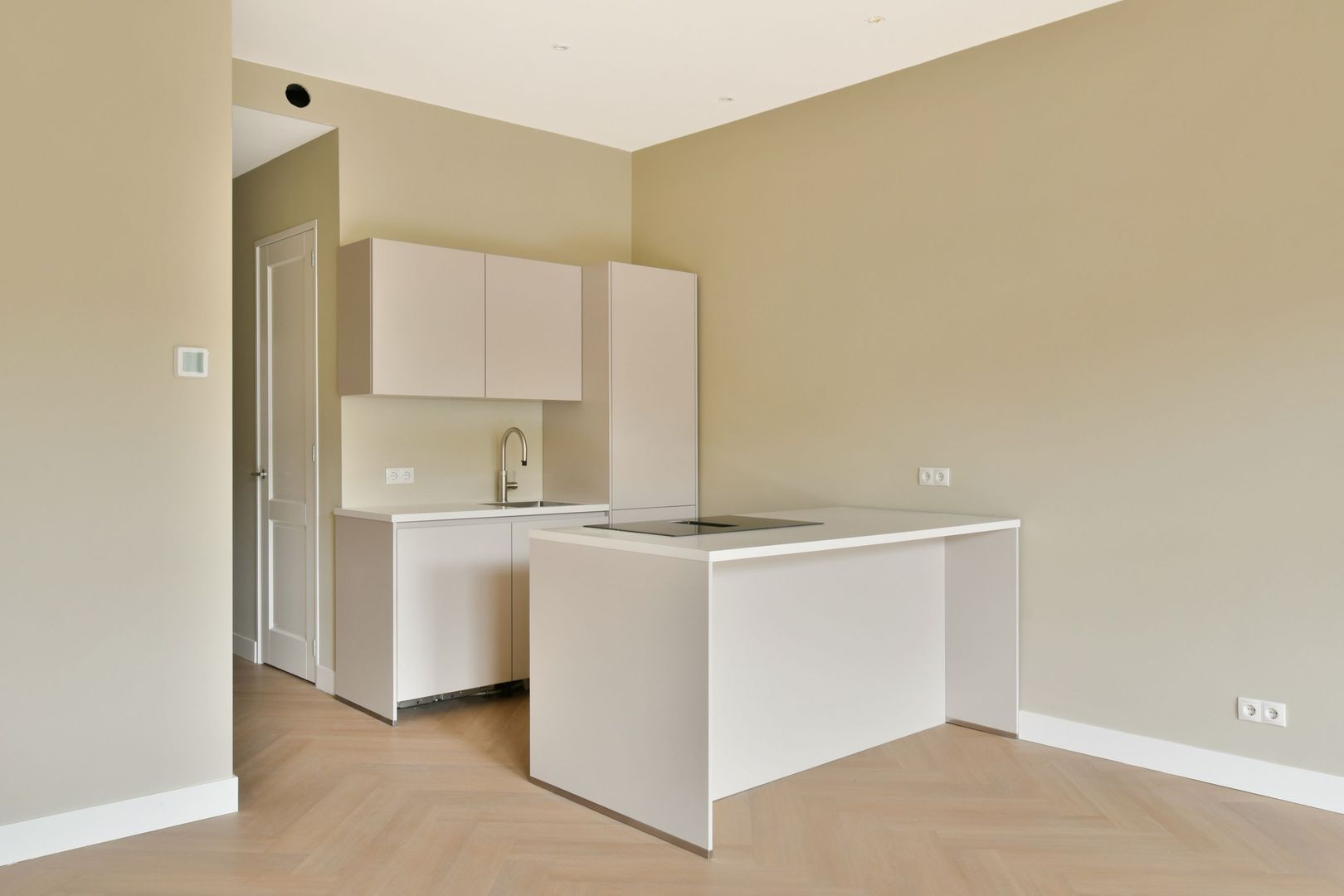 Nieuwezijds Voorburgwal 316 1, Amsterdam foto-0