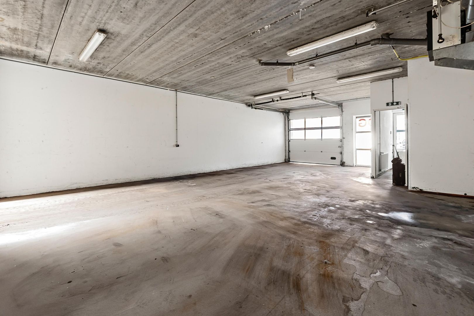 Zernikeweg 63, Middelharnis foto-30 blur