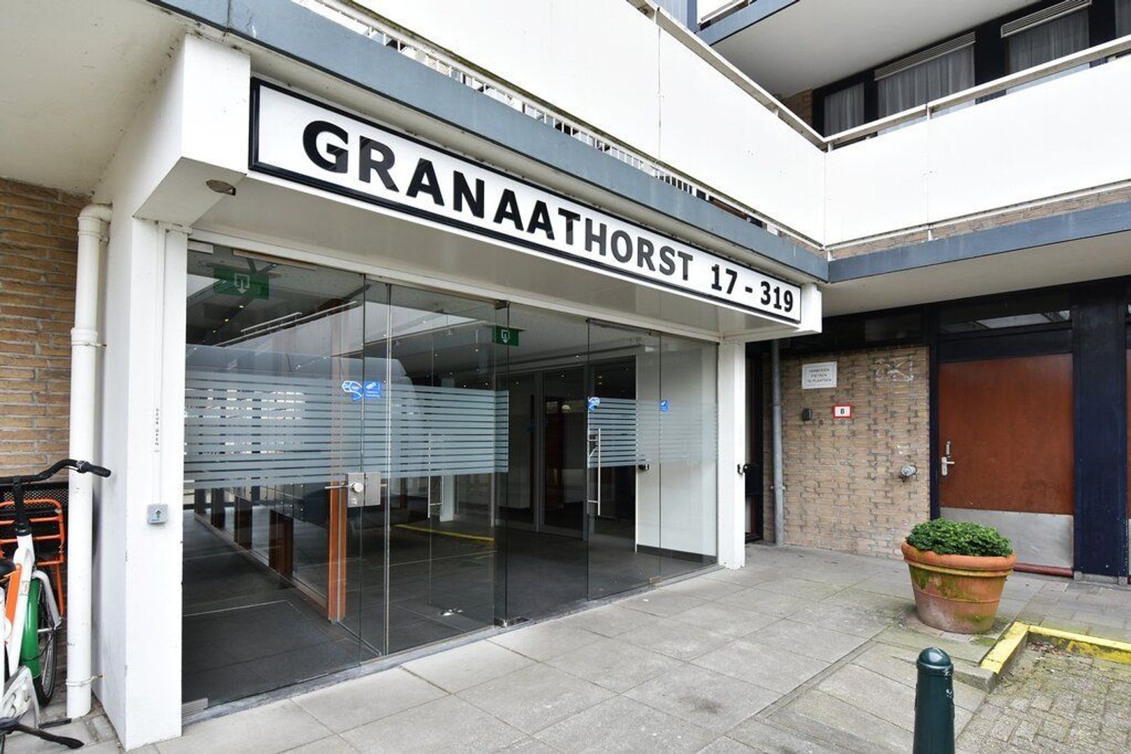 Granaathorst 259, Den Haag foto-1 blur