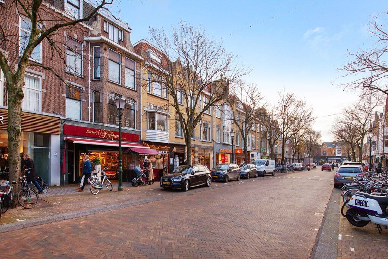 Van Loostraat 144, Den Haag foto-33 blur