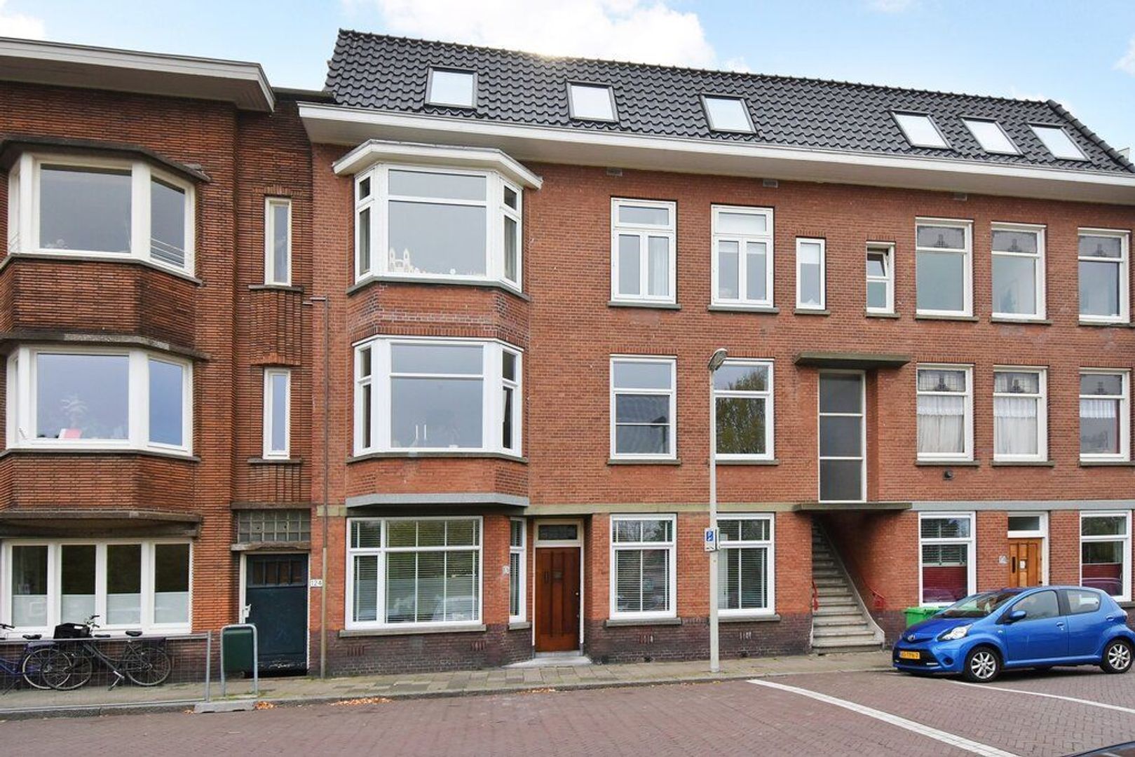 Kornoeljestraat 126, Den Haag foto-2 blur