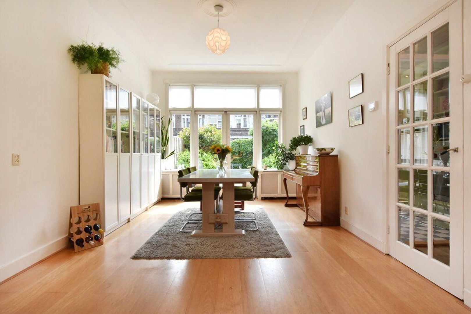 van de Wateringelaan 180, Voorburg foto-13 blur